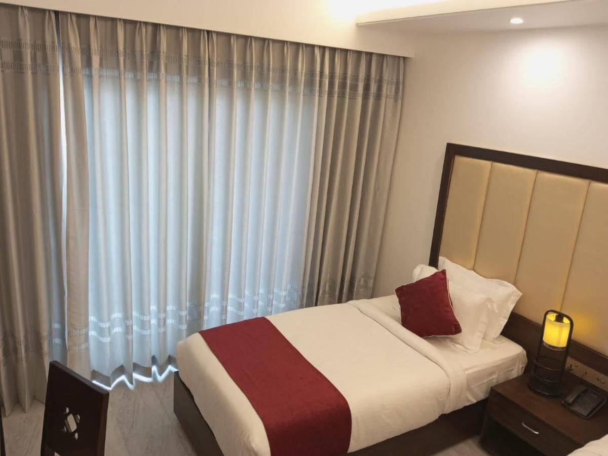 Shada Pathor Hotel & Resort Companiganj Esterno foto