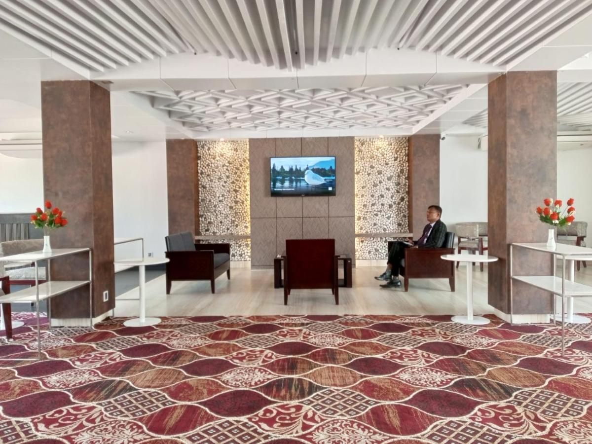 Shada Pathor Hotel & Resort Companiganj Esterno foto
