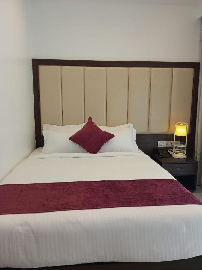 Shada Pathor Hotel & Resort Companiganj Esterno foto
