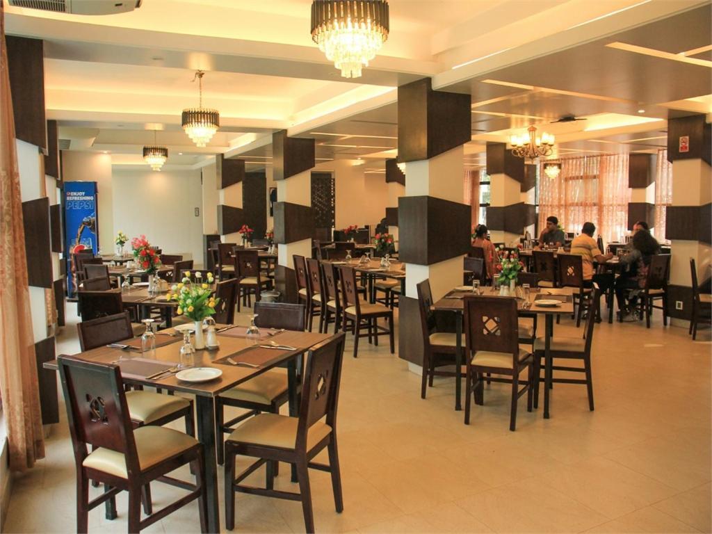 Shada Pathor Hotel & Resort Companiganj Esterno foto
